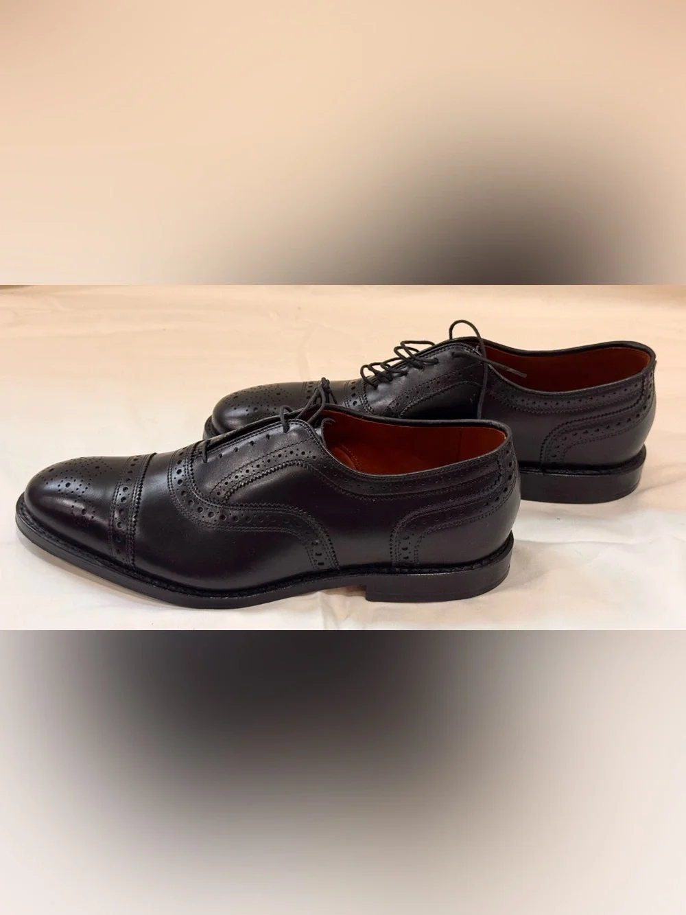 Brooks Brothers Medallion Cap-Toe Oxford dress shoes US9 black